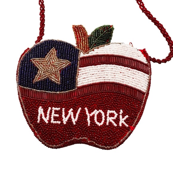 Beaded New York Apple Flag Small Shoulder Bag Red - Picture 9 of 9